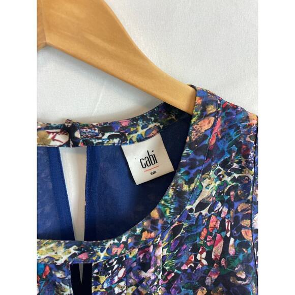 CAbi # 3093 Stained Glass Keyhole Sleeveless Blouse Size Small - Picture 4 of 8